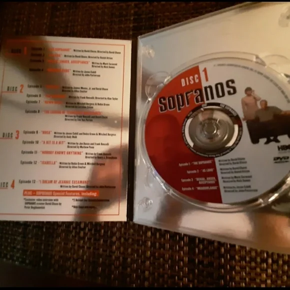 SOPRANOS - THE COMPLETE FIRST Season DVD - Picture 3 of 6